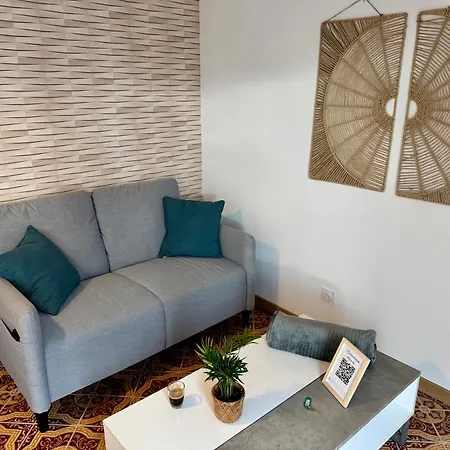 Le Wooden De Avec Garage Prive Διαμέρισμα Louviers